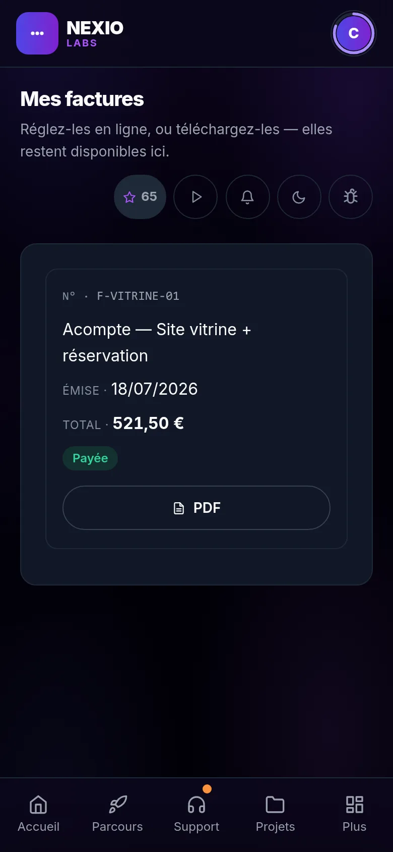 Écran Mes factures : chaque facture avec son montant, son statut payé et son bouton PDF